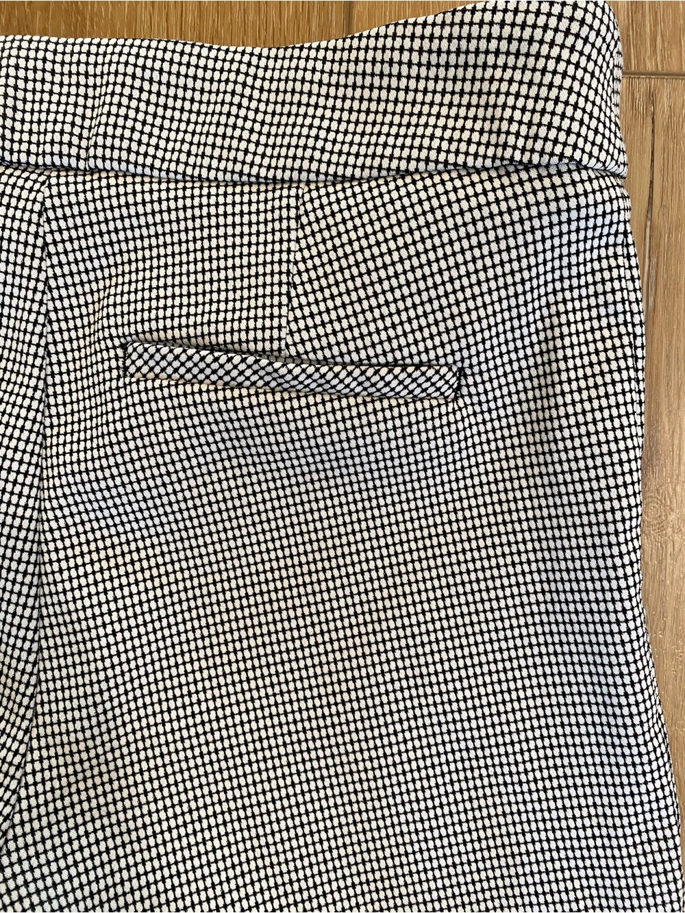 Adrienne Vittadini Business Casual Stretch Crop Pants Checkered Retro Size 10 - Picture 8 of 8